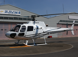 リコプター Eurocopter AS350